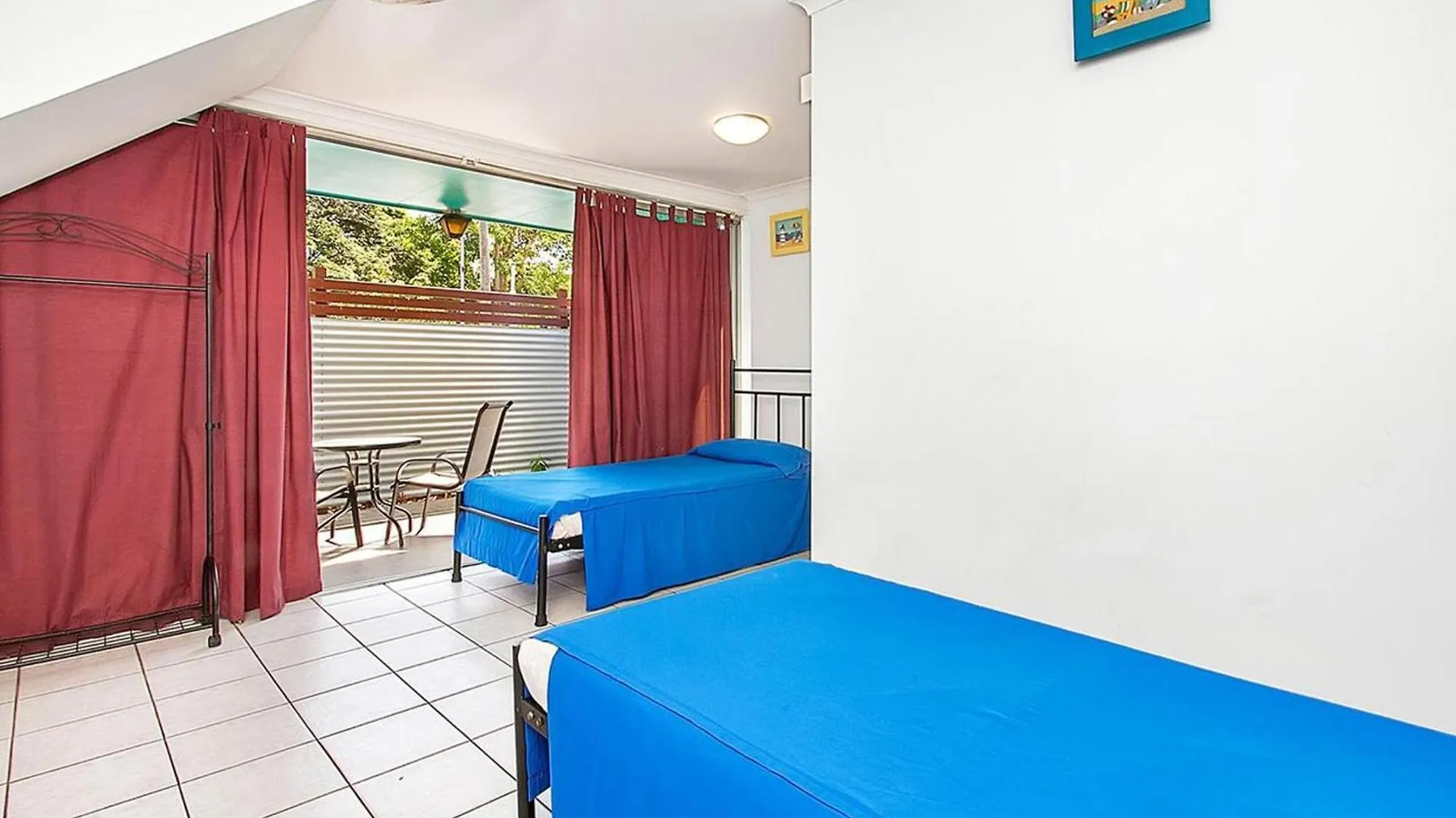 Hostel Caravella Backpackers Cairns 2*,