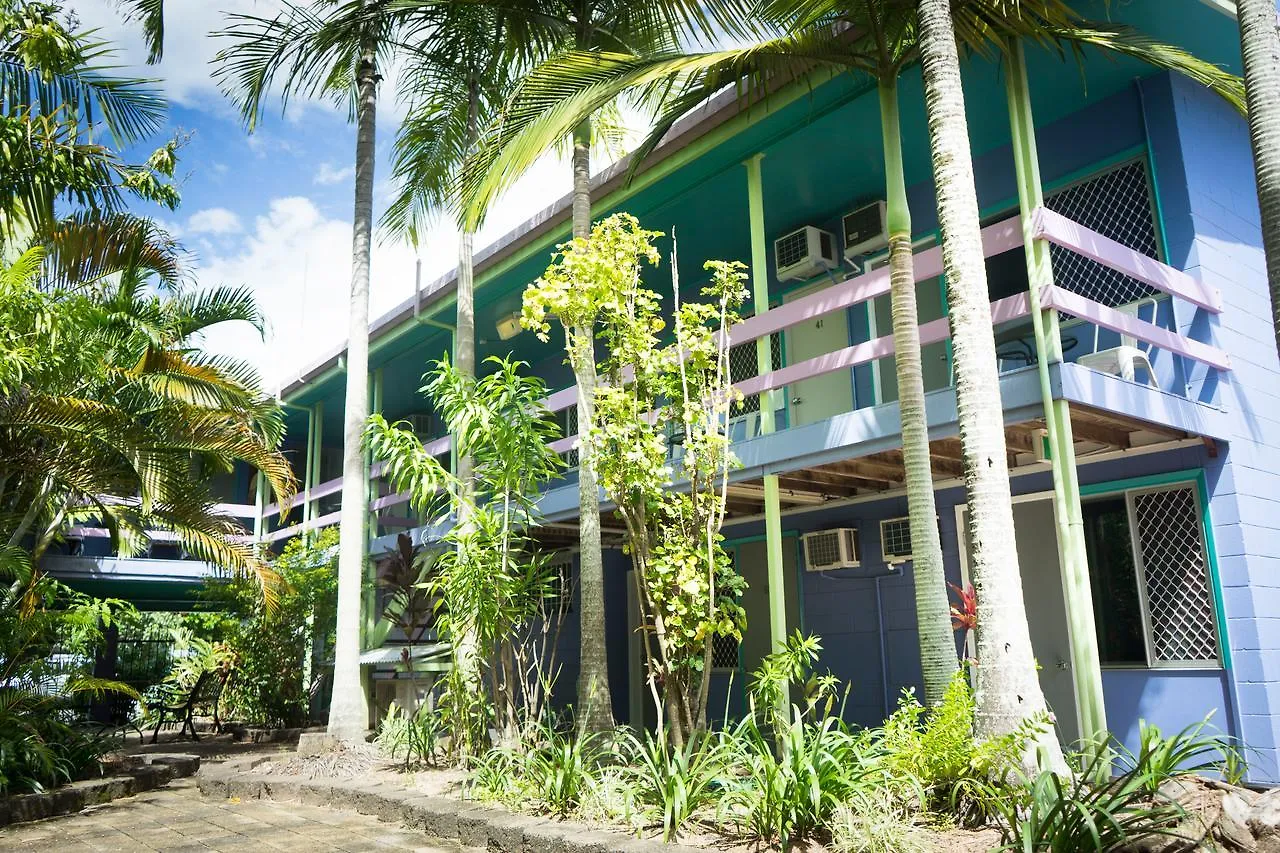 Hostel Caravella Backpackers Cairns